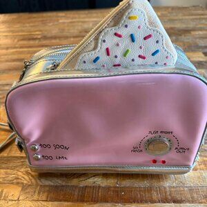 BETSEY JOHNSON l Pink Vintage-Style Toaster Handbag + Pop--Tart Wallet